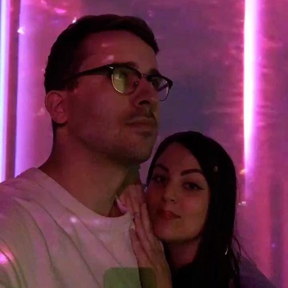 Meet your Posher, Katie - Picture 1 of 1